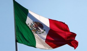 70 Bandera de los Estados Unidos Mexicanos